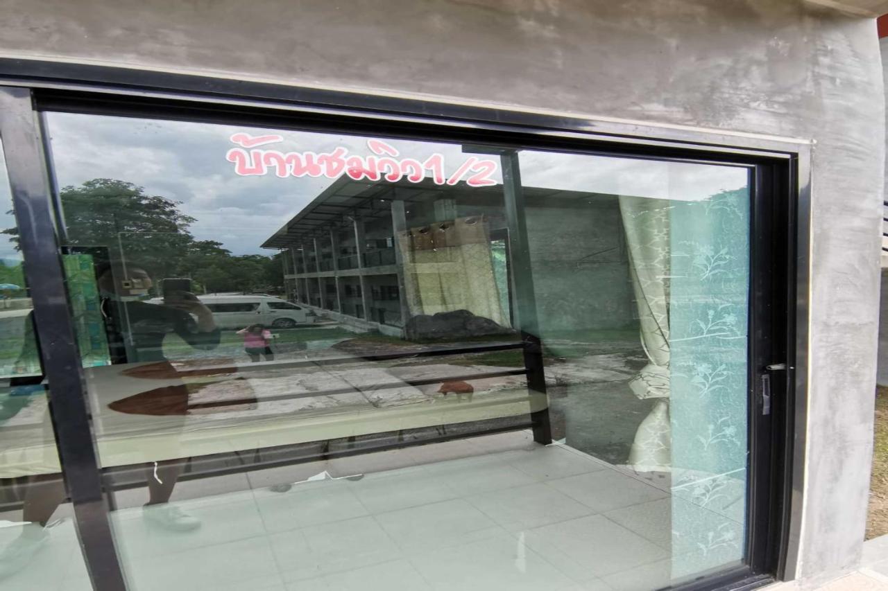 OYO 1167 Ban​ Pa​ Rim​ Khuean​ Hotel Ban Wang Takhrai Bagian luar foto